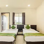 Treebo Trend Abode