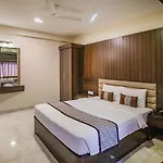 Hotel 24 Seven Nashik