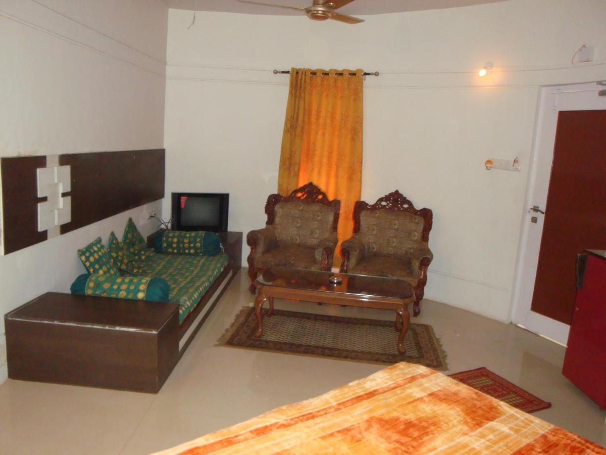 Guest house Tapovan 3*
