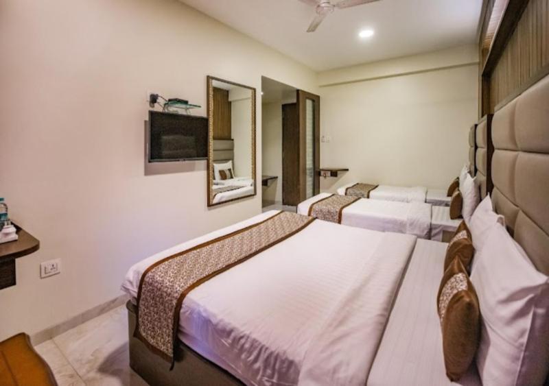 24 Seven 3* Nashik