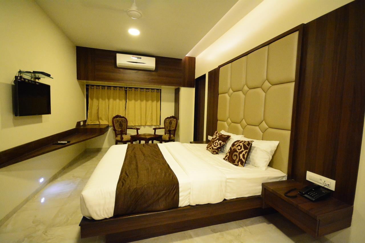 24 Seven 3* Nashik