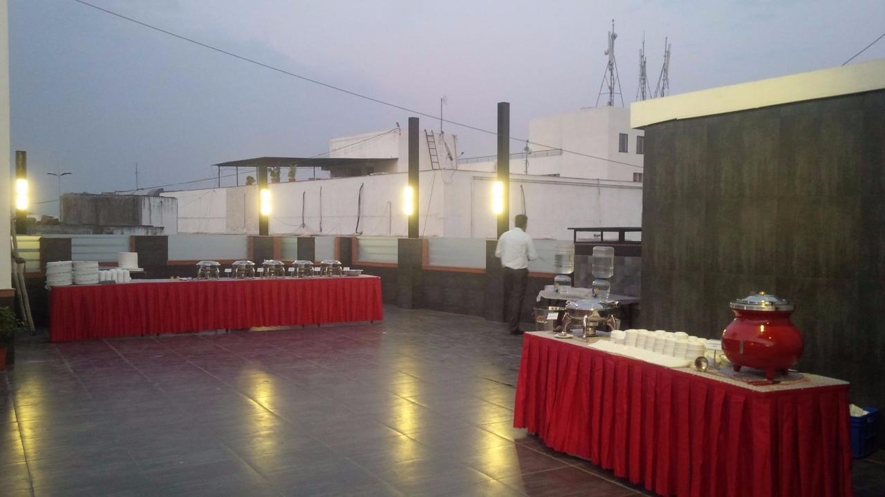 24 Seven 3* Nashik