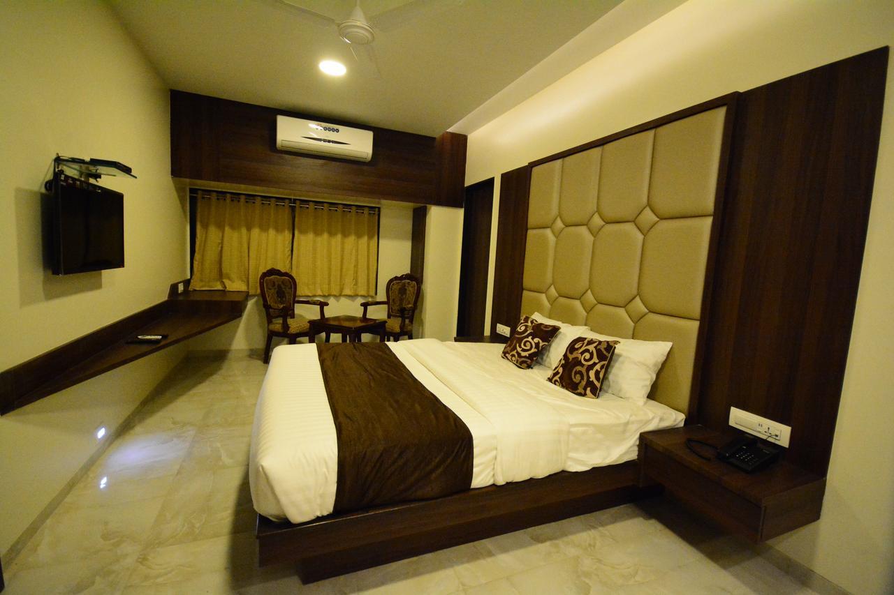 Hotel 24 Seven Nashik