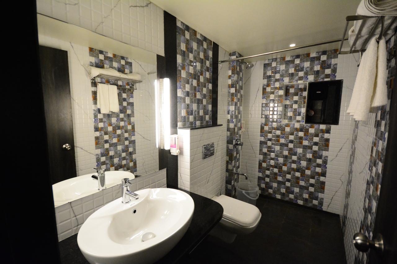 Hotel 24 Seven Nashik