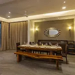 Saffronstays Jannat, Igatpuri 100 Percent Pet-Friendly Villa With Amazing Lake View