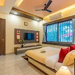 Coco Palm\'S By Stayvista - Amidst Grape Farms, Enjoy Plunge Pools, Games Room & A Spacious Lawn