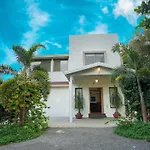 White Coco House 4Bhk