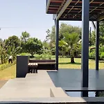 Shakuntala Farms - Rustic Farmstay With Modern Comforts