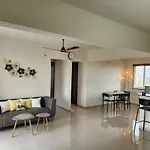 Trinity Stays Nashik - Mountain View Apartment Close To Sula