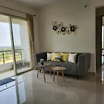 Trinity Stays Nashik - Mountain View Apartment Close To Sula