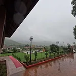 Breeze On The Hills 4Bhk