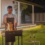 Stayvista\'S Silver Grove - Serene Haven With Expansive Lawn & Terrace