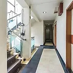 Fabhotel Skylark Inn