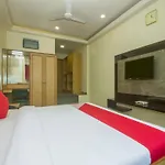 Hotel New Uttam Hira Palace