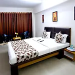 Hotel Theem Plaaza
