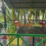 Green Living Farmhouse & Villa Near Trimbakeshwar Temple