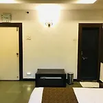 Liva Rooms