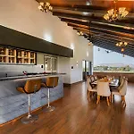 Stayvista At Blisswood Cottage With Pool & Bar