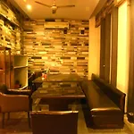 Hotel Bobby\'S