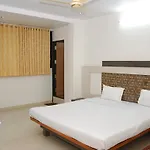 Hotel Excellency Inn