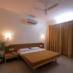 Hotel New Holiday Plaza
