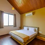 Lake View Holiday Villa Near Sula Wine Yard With 3 Bdrms