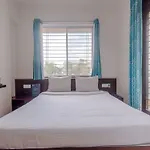 Oyo 9738 Hotel House Khas Suites