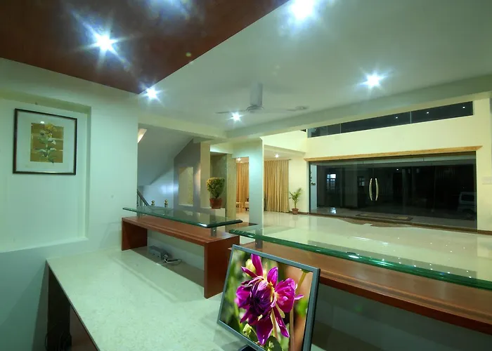 Hotel New Holiday Plaza