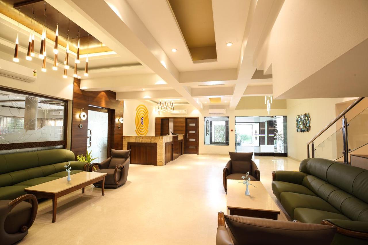 Click Hotel 3*