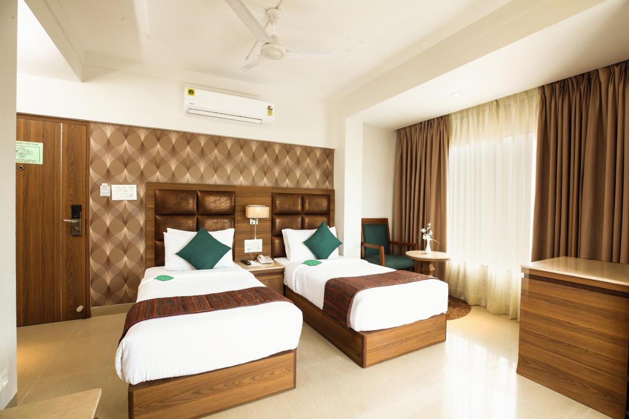 Click Hotel
