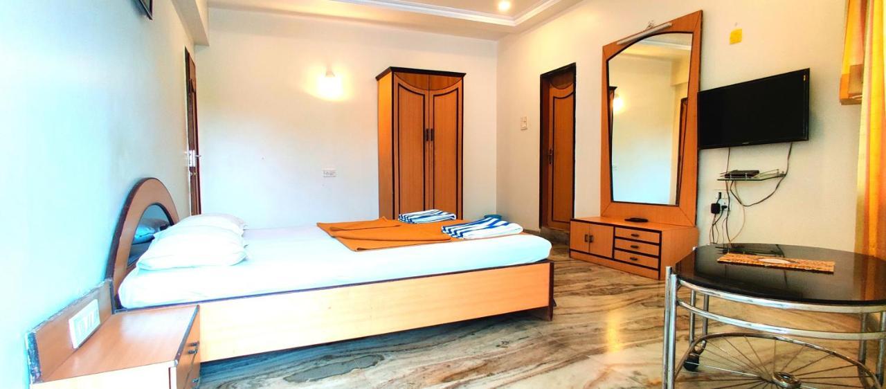 Hotel Golden And Farm Nashik