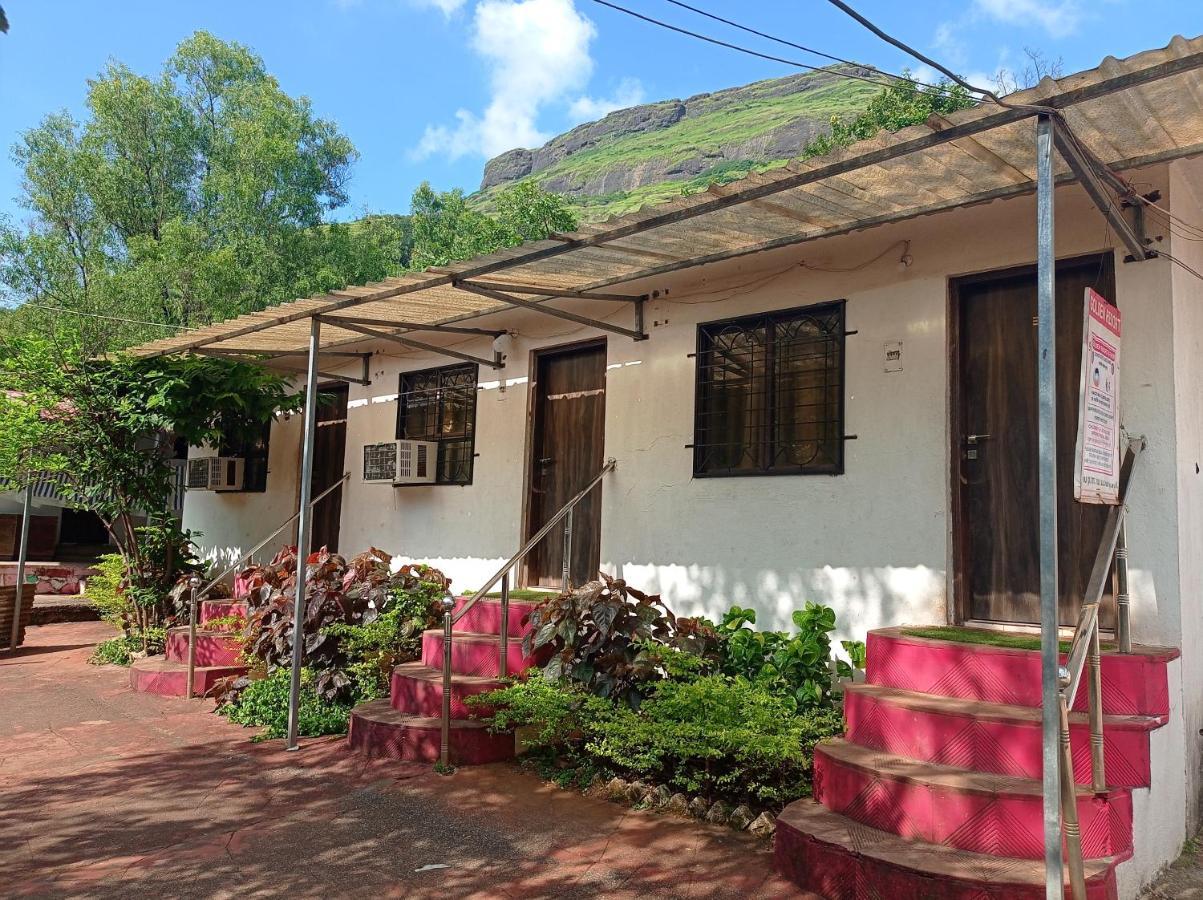 Hotel Golden And Farm
