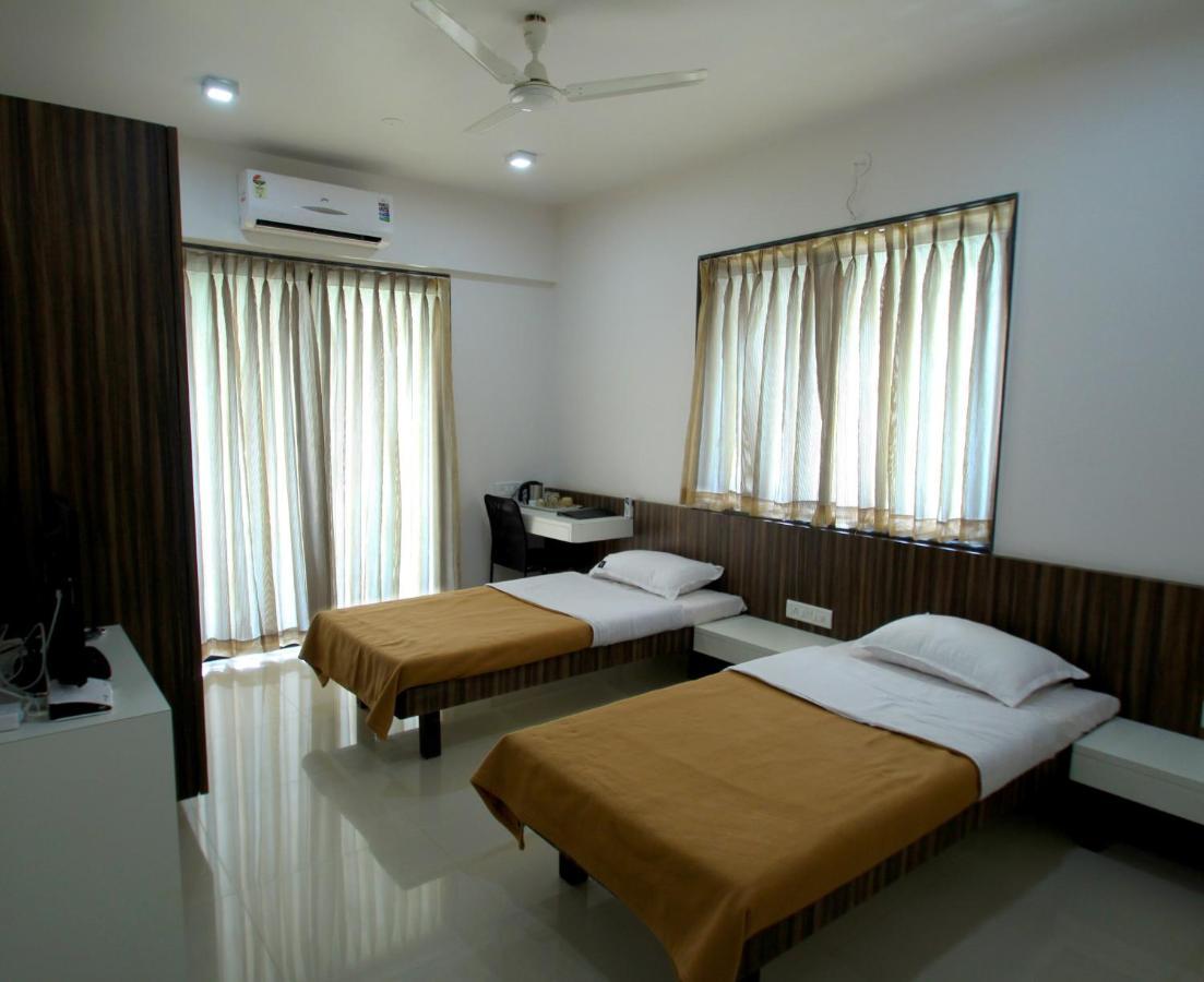 Bed & Breakfast Aashiyana Nashik