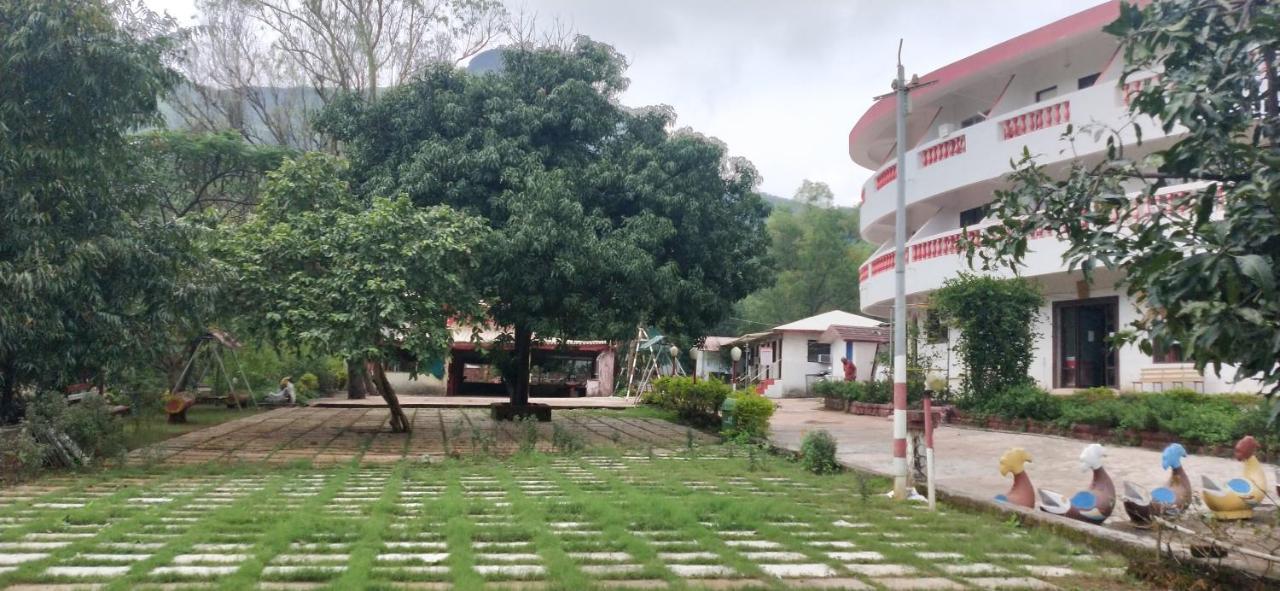Hotel Golden And Farm 3*