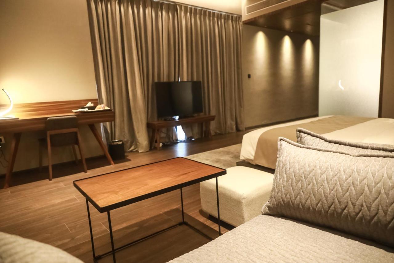 Resort Aria &