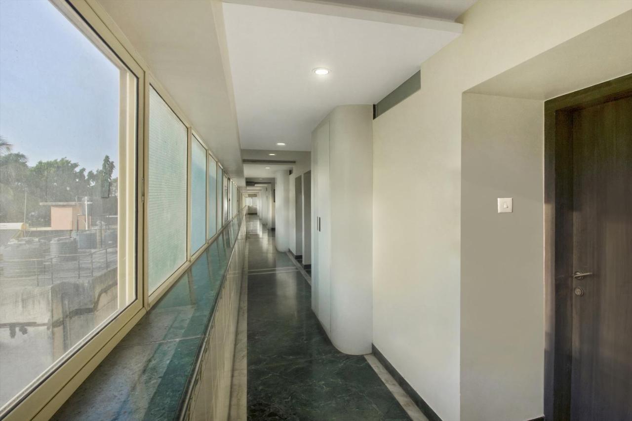 Hotel Oyo 4448 Suresh Plaza Nashik