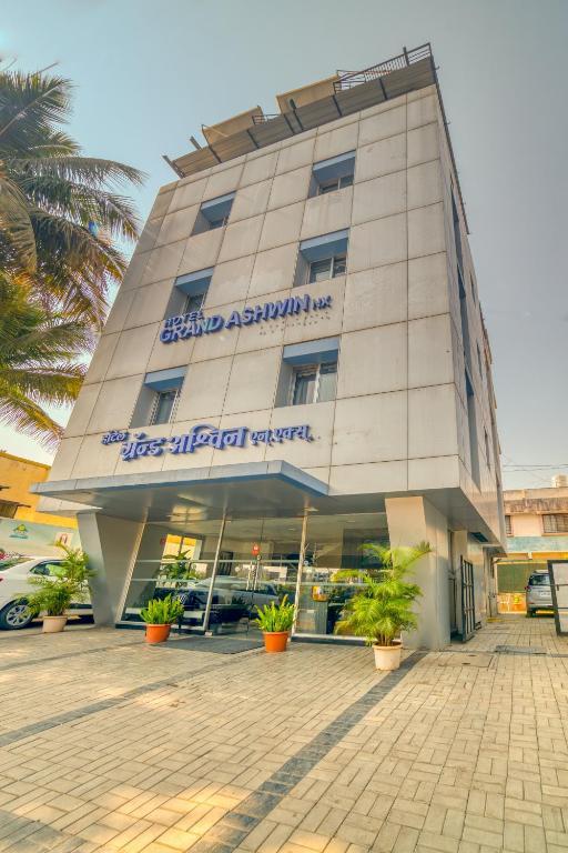 Grand Ashwin Hotel