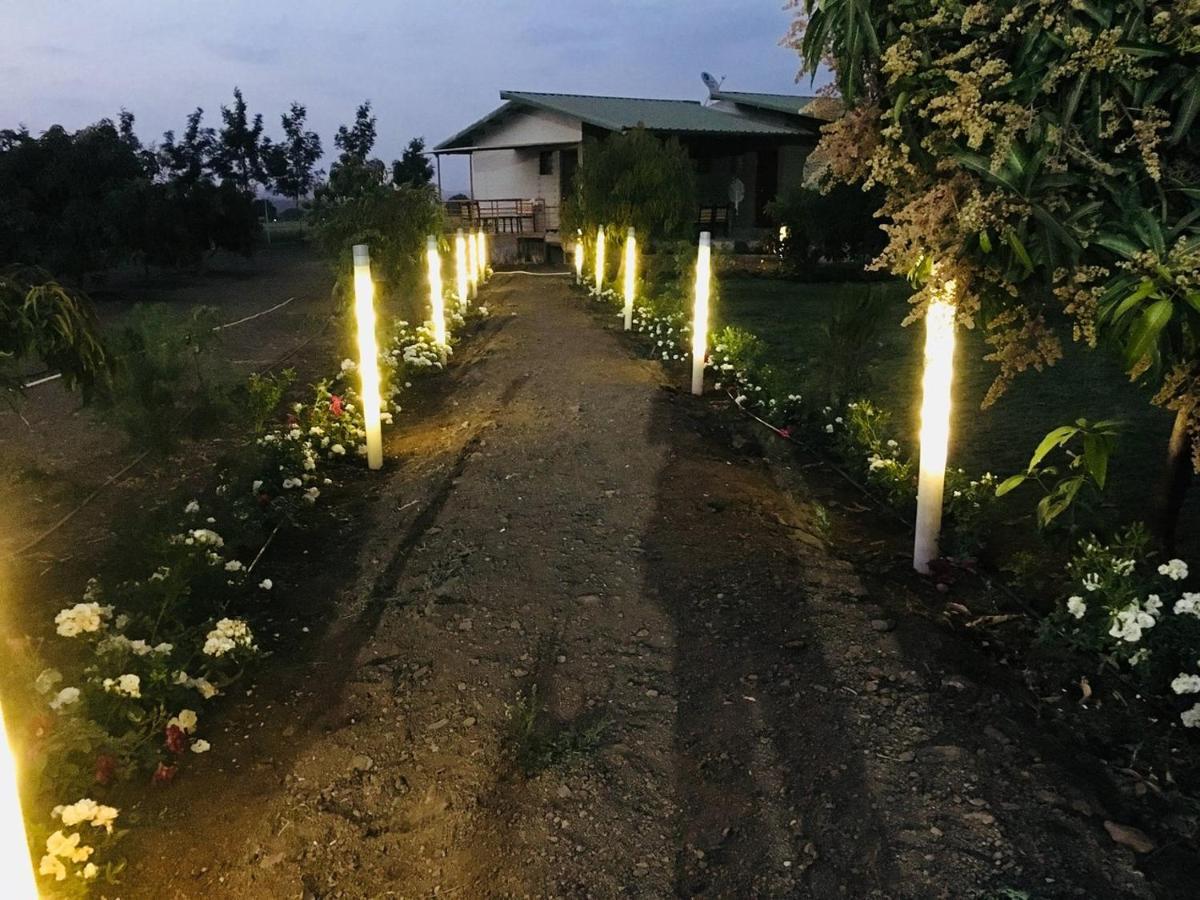 Hotel Basil Farm