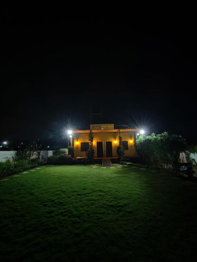 Tripvana Patio Bed & Breakfast