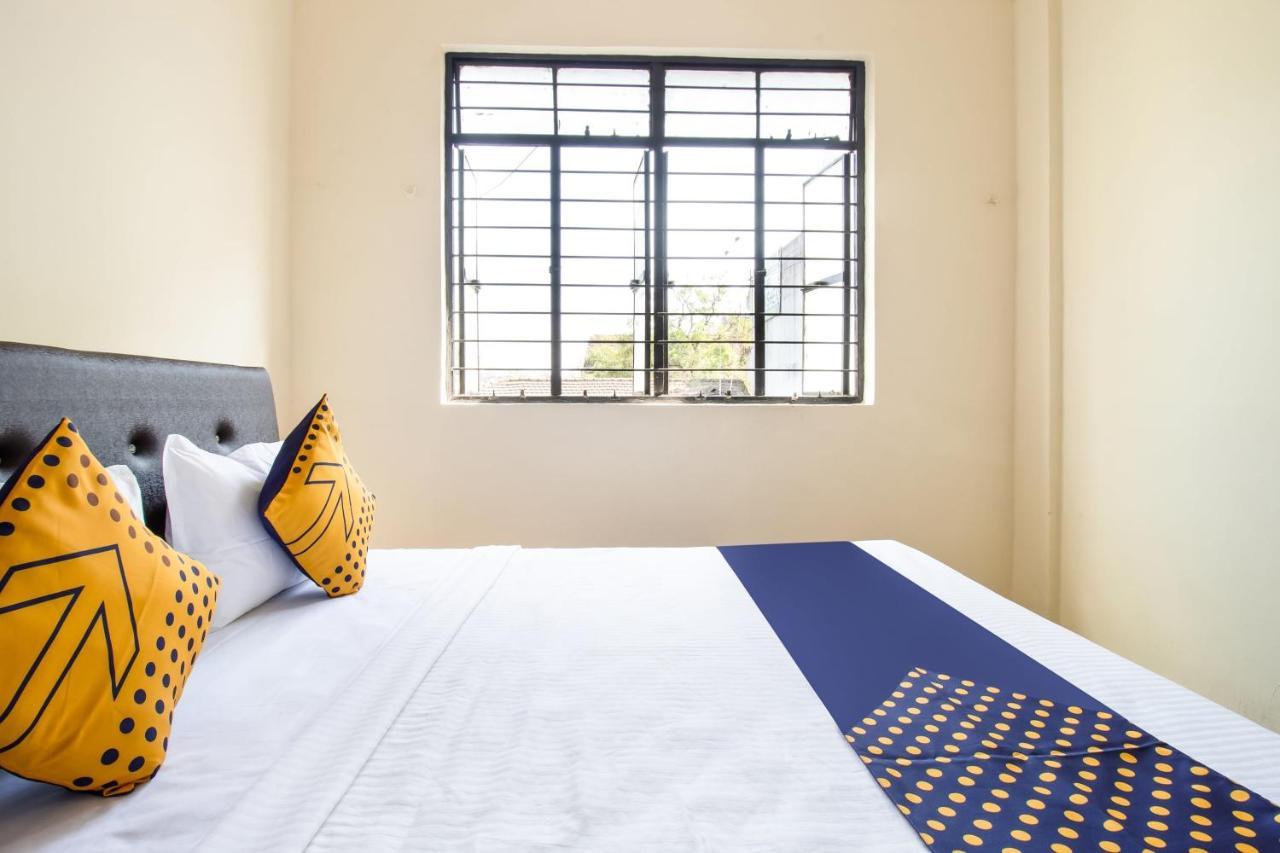 Hotel Spot On 73210 Sanket Lodging 2*