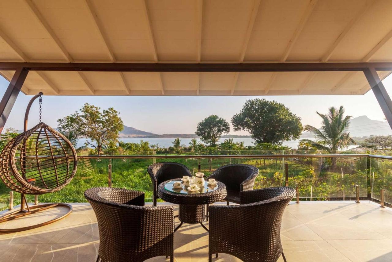 Villa Luna By Stayvista - Lakeside Charm With Terrace, Lush Lawn & Modern Decor Nashik