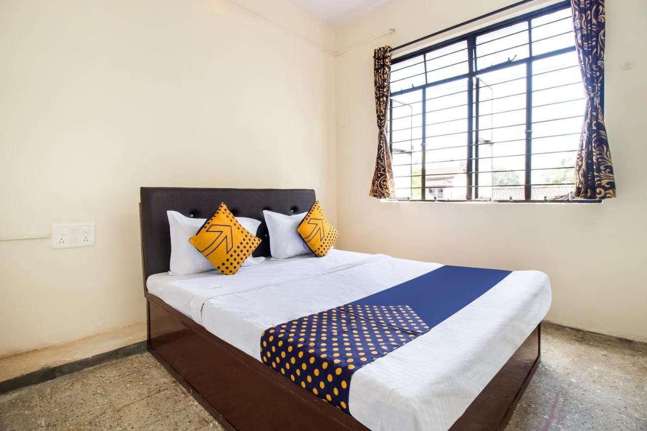 Spot On 73210 Sanket Lodging