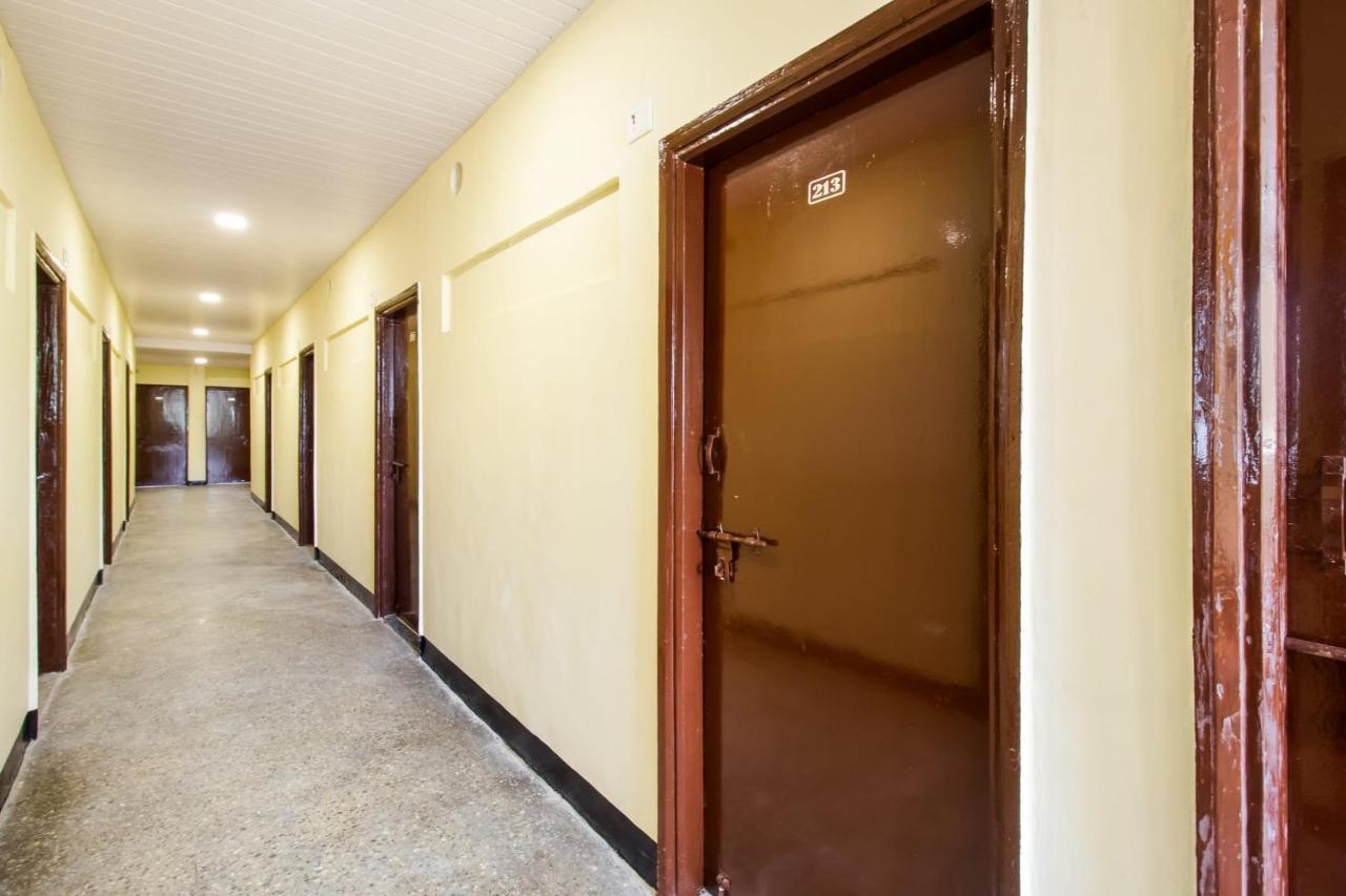 Spot On 73210 Sanket Lodging Hotel