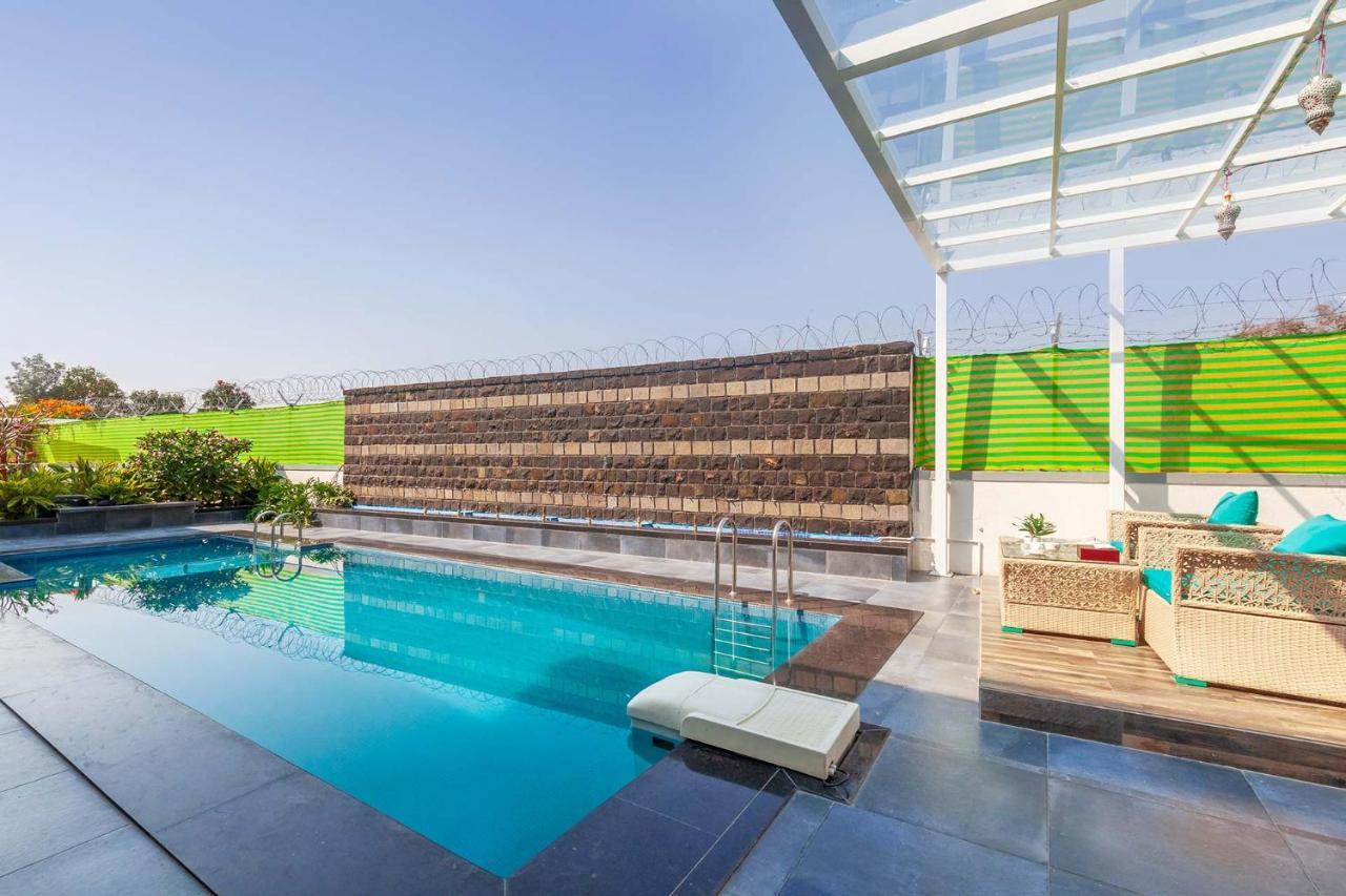 Stayvista's Cobblestone With Pool, Terrace & Gazebo Nashik