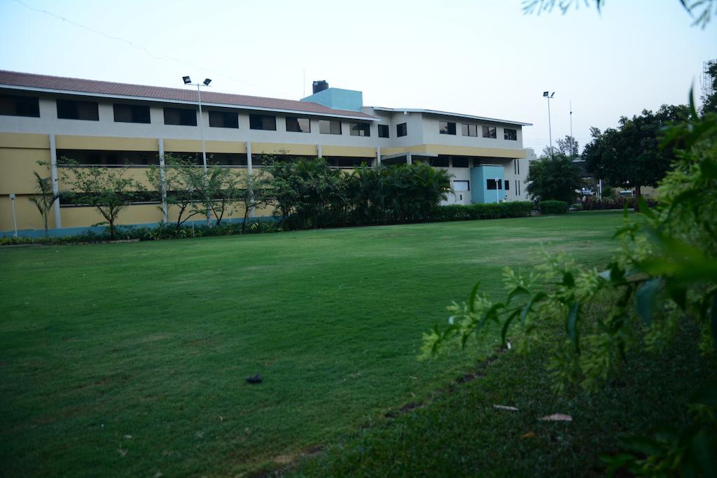 Hotel Palms Residency 2*
