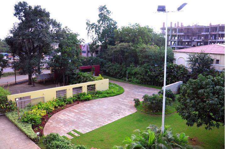 Palms Residency Hotel