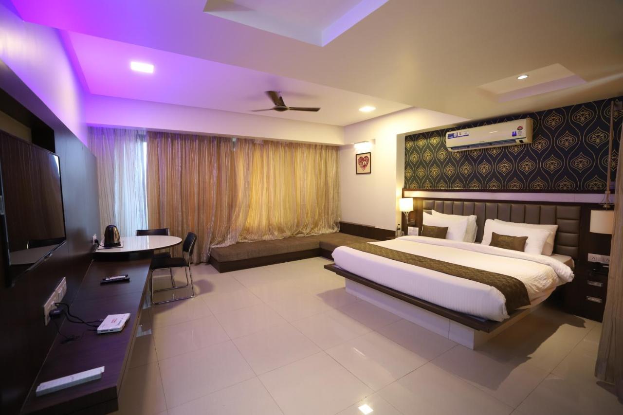 Seven Sky, 3* Nashik