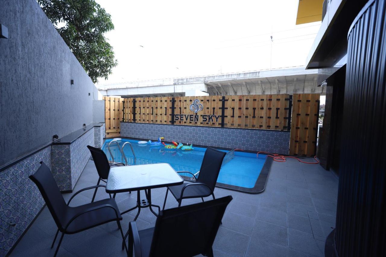 Seven Sky, Hotel 3*