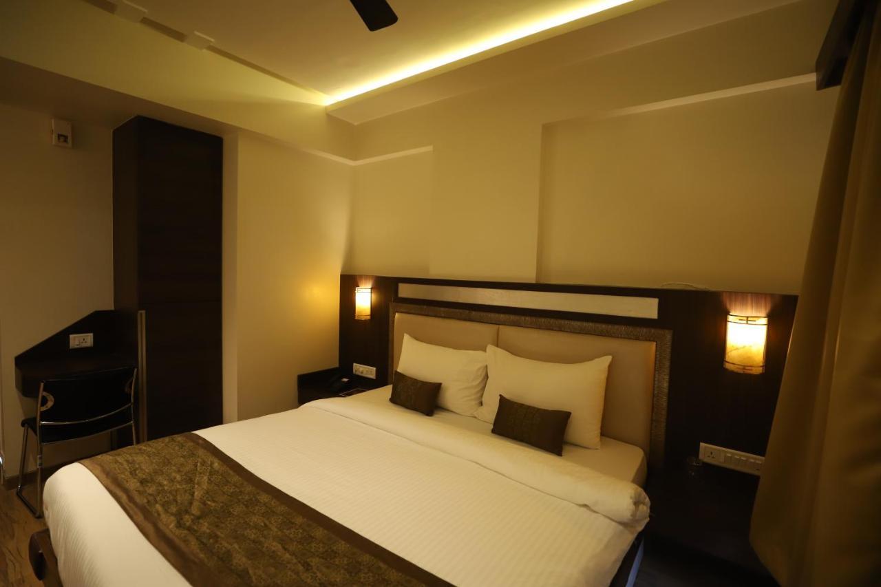 Seven Sky, 3* Nashik