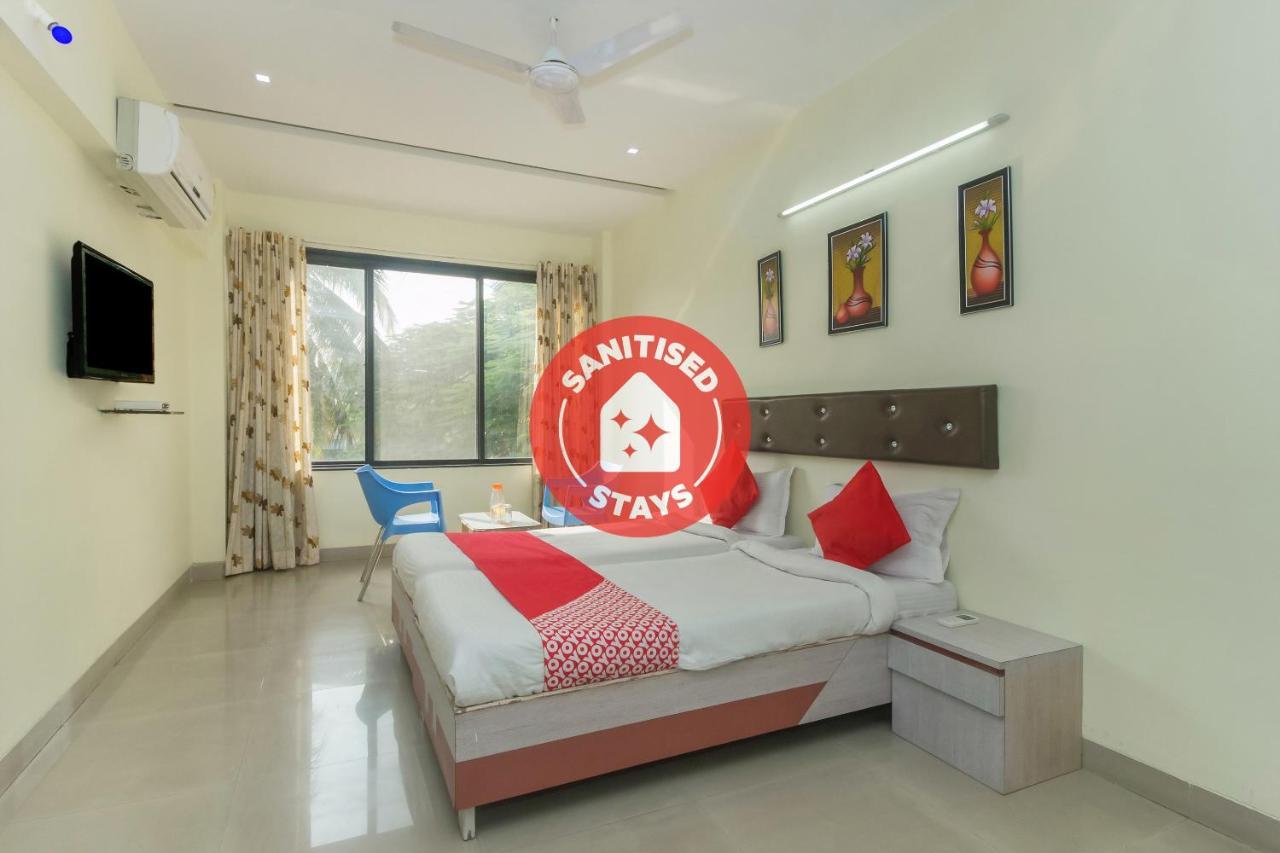 Flagship 4387 Theem Plaaza 3* Nashik